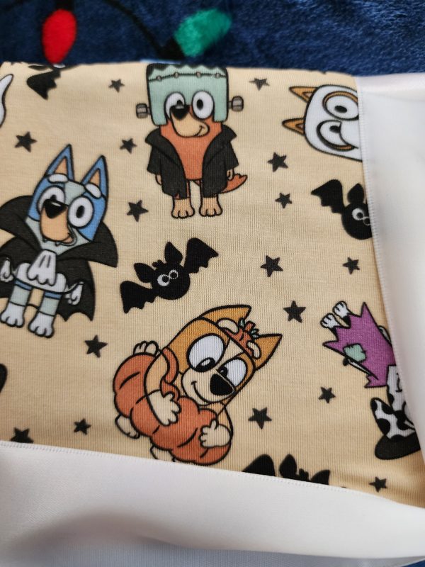 *Charlies Project Bluey, Bingo and Friends Halloween Baby Blanket Fashion